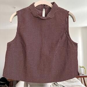 Sleeveless Red and White Patterned Top